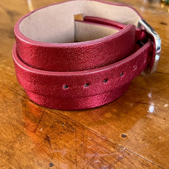 Rustic Cuff Wide Metallic Red Double Wrap Leather Logo Buckle Bracelet NEW 2" - Picture 5 of 6